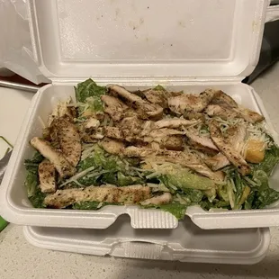 Pasta Linguine alla Genovese with chicken