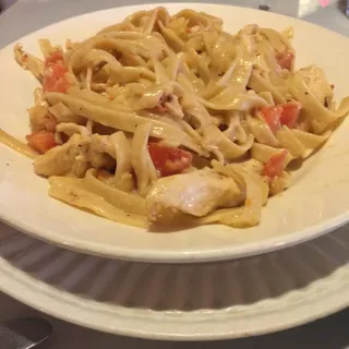 Fettuccine Alfredo