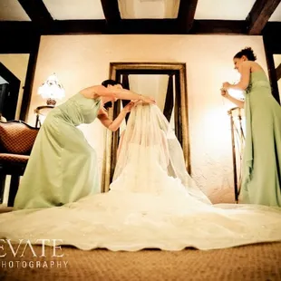 Villa Parker.  Colorado Wedding Photographers Elevate Photography