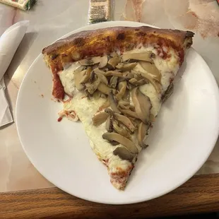 Mushroom pizza