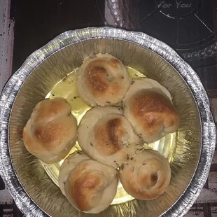 Garlic knots