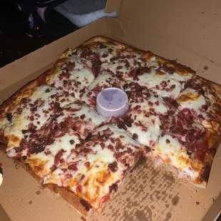 food, pizza