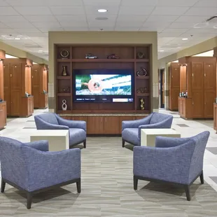 Spacious and Luxurious Men, Womens and Family Locker Rooms.