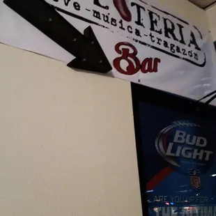 Door to the next door bar la loteria