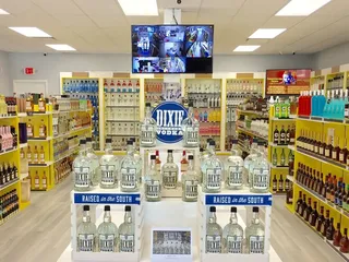 CHURCHILL'S LIQUOR & WINE