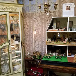 doll house fully furnished