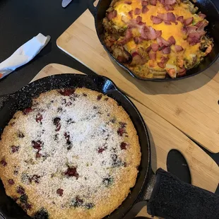 Dutch bunny pancake and large 10&quot; skillet