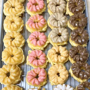 French cruller