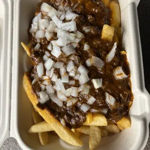 Chili cheese fries