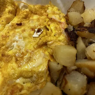 There were a few egg shells in my omelette this time but normally I don't have any complaints.