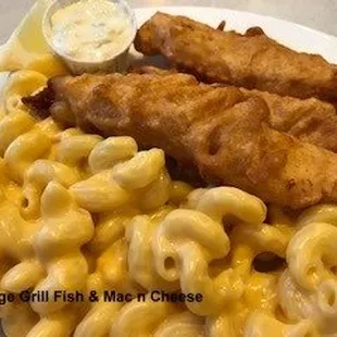 a plate of macaroni and cheese