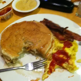 Pancakes, eggs and bacon