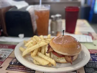 Jud's Restaurant