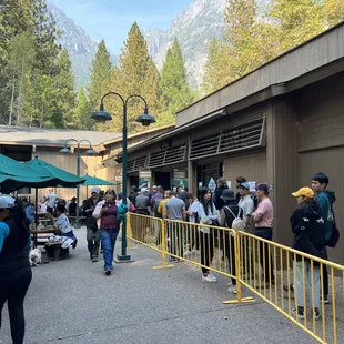 The line going in.. it moves fairly quickly.. about 10-15 minutes for us.