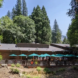 Line outside the Grill