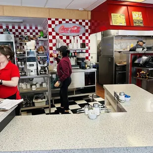 5/26/24 Front/counter