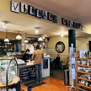customers in a cafe setting