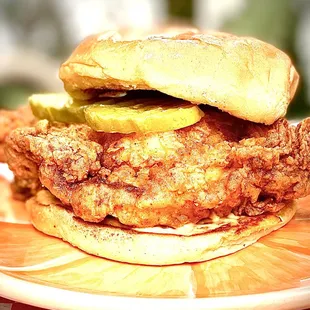 a fried chicken sandwich on a plate