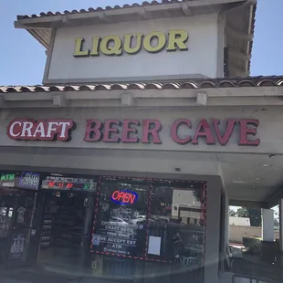 the front of a liquor store