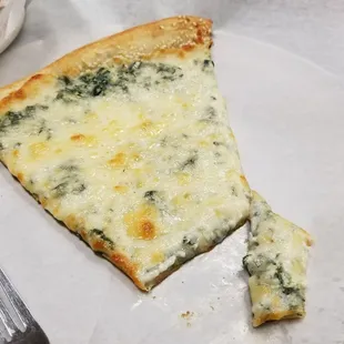 Spinach pizza - sorry, I couldn&apos;t wait to dive in