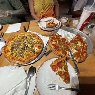 food, pizza