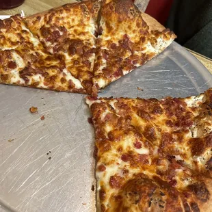 White pizza with bacon