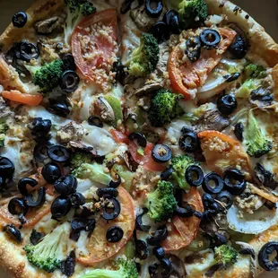 Super Veggie Pizza