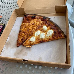 NY pizza?! I don't think so...