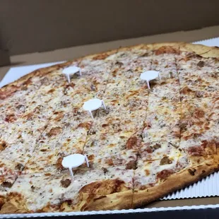 Feed The Village 28inch Biggest To-go pizza in SacTown! $26.99+tax!!