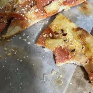 Pineapple and pepperoni personal pizza