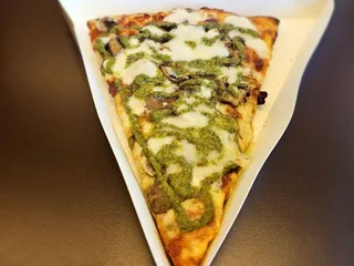 Mythic Pizza