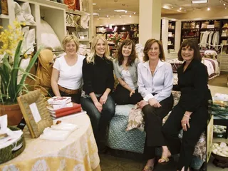Linen Gallery