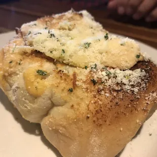 Beer cheese pull-apart bread