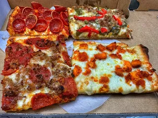 Village Square Pizza