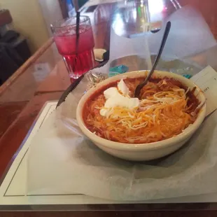 House made, thick, meaty, chili. Was pretty good for a great price