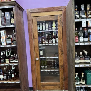 Look at those prices no bottle in there has a MSRP Over 200 bucks! Well done trying to prey on your customers!! ‍