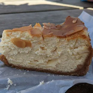 Almond Honey cheesecake