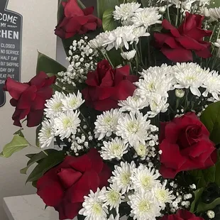 Up close of flowers after one week.