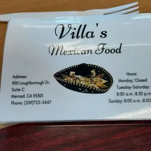 Stopped in here and they had delicious food...