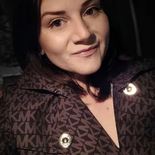 Victoria C.