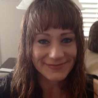 Kari T.