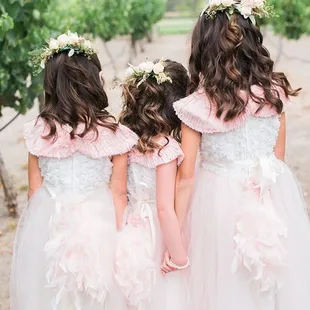 All paper goods, flowers, decorations and planning by www.downemerylane.com