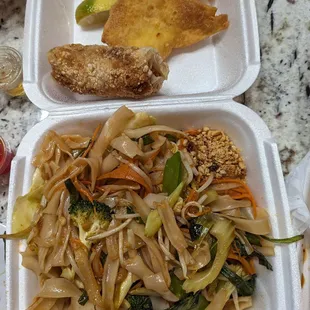 Veggie Pad Thai to go. Egg roll.  2 cream cheese wontons.
