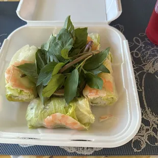 Sour Pork Salad Roll