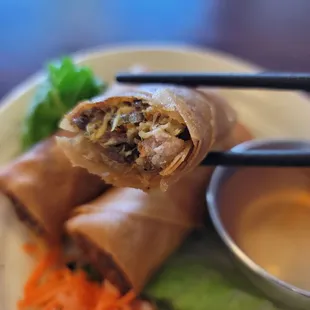 Cha gio report: crispy, no fillers!!