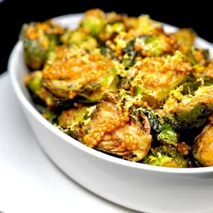 food, chicken wings and fried chicken