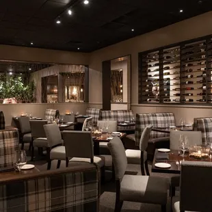 sushi and sashimi, interior