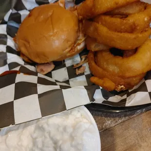 Pulled pork, onion rings