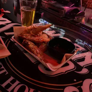 Vincent & Melo’s Bar and Food Truck