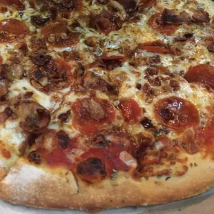 The "Gunnar" pizza--pepperoni, ham, sausage &amp; bacon
